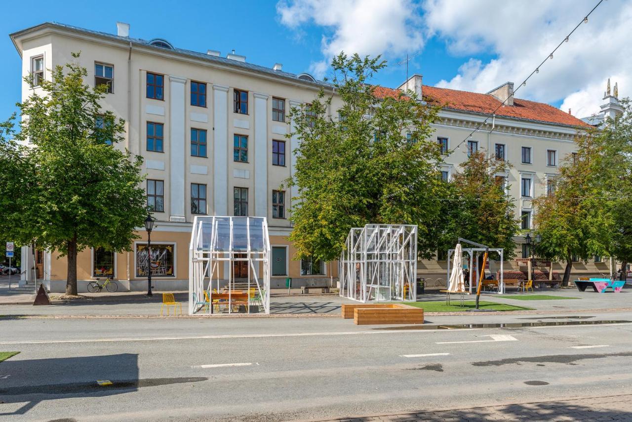 Old Town Luxury Penthouse Apartment With Emajogi View Tartu Bagian luar foto