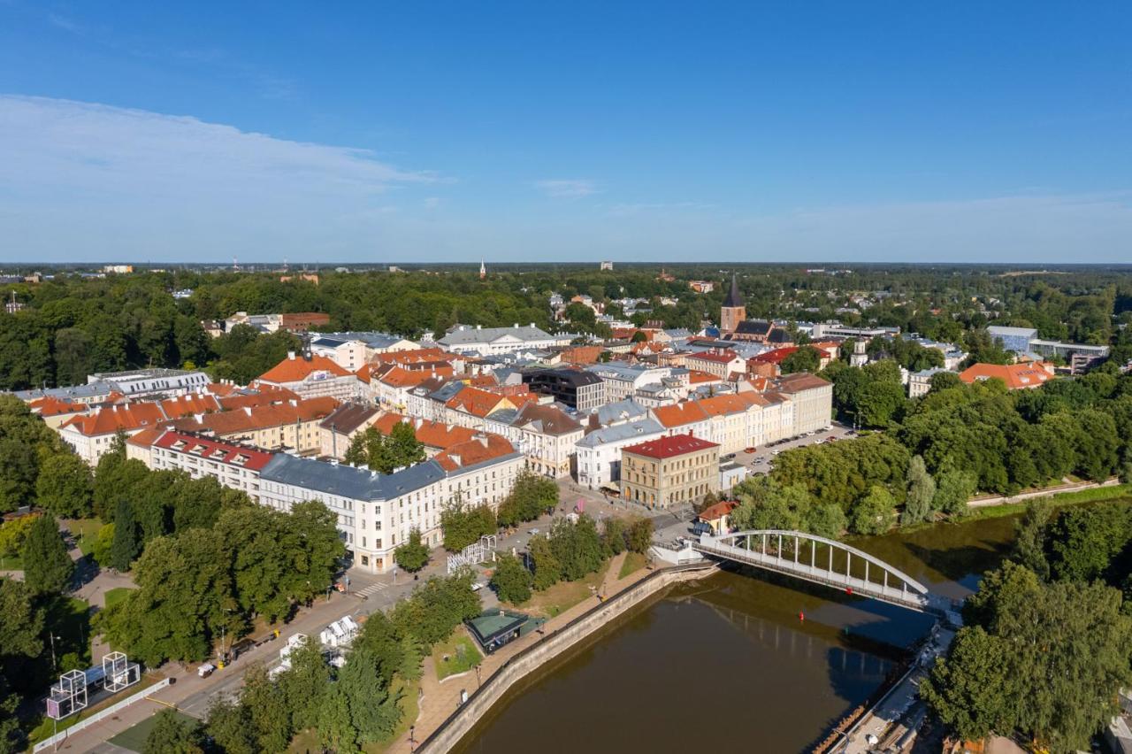 Old Town Luxury Penthouse Apartment With Emajogi View Tartu Bagian luar foto